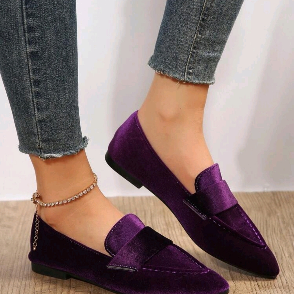 Ladies' Minimalist Pointed-toe Velvet Ballet Flats With Low Heel - Picture 3 of 4